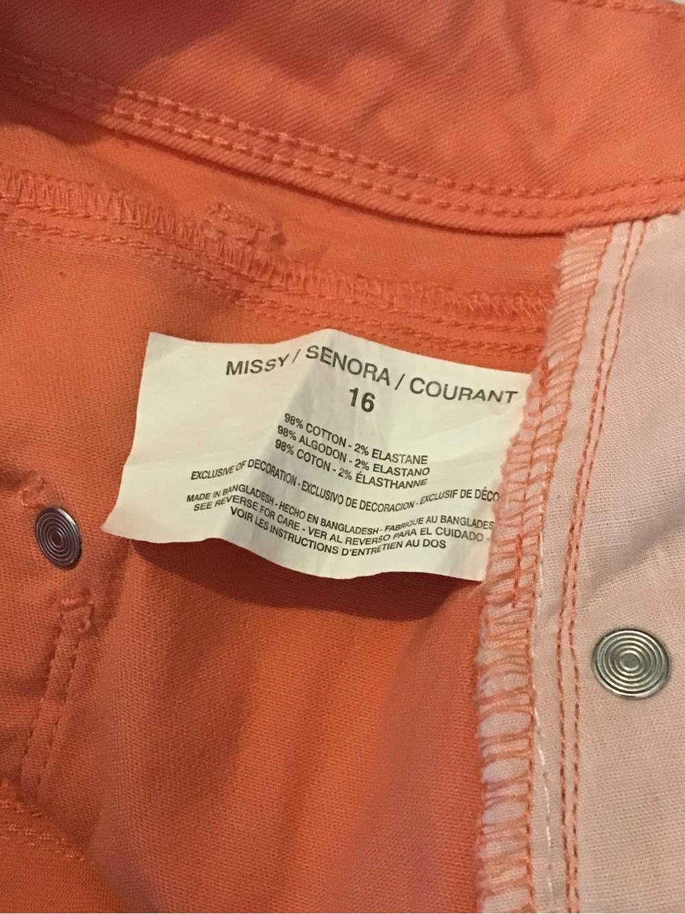 383 Gloria Vanderbilt Coral Crop Capri Pants - Picture 7 of 9